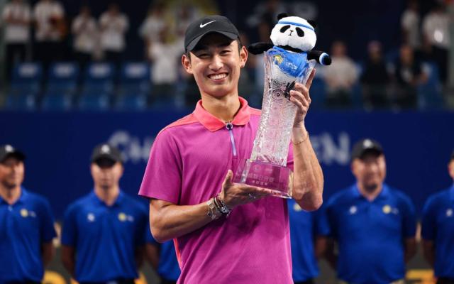 b体育app-05后商竣程刷新历史 生涯首夺巡回赛冠军